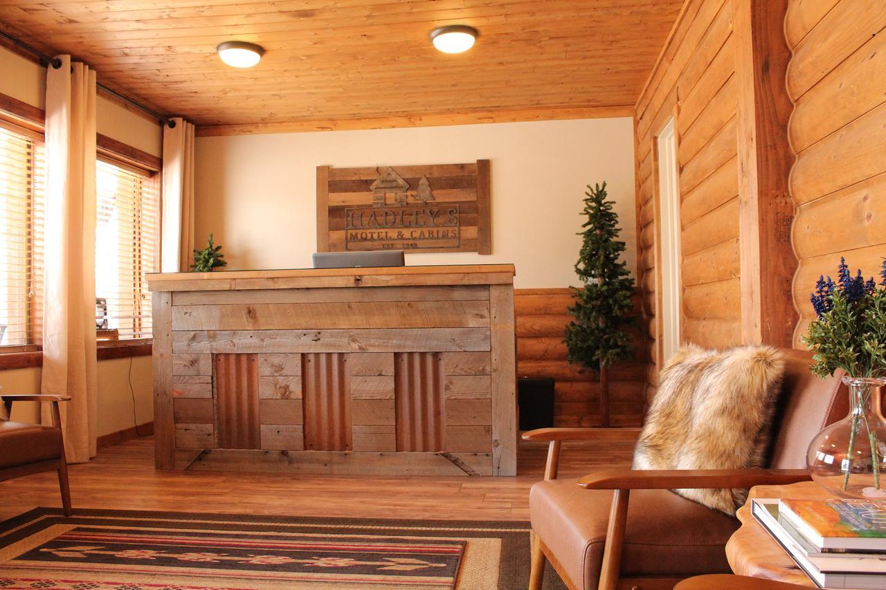 Elkhorn Cabins And Inn West Yellowstone Exterior foto